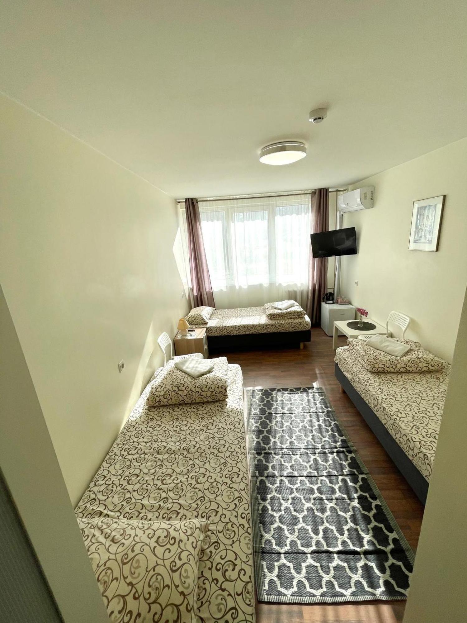 Savan House "Easy Kaunas" Exterior photo